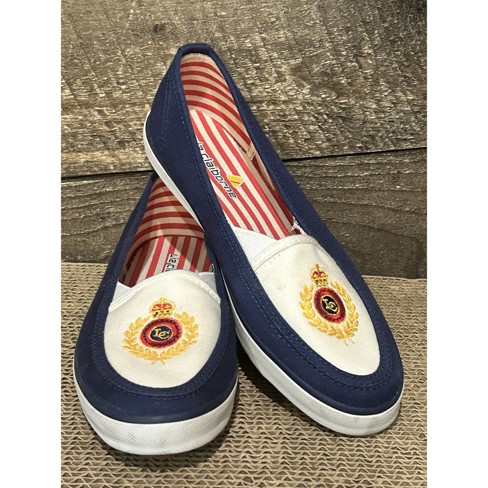 VTG Liz Claiborne Blue Slip On Sneakers With Crest To Design Size 5.5